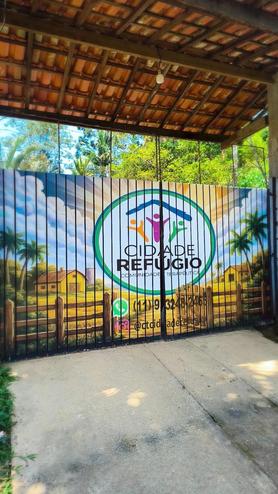 Portão principal da Cidade Refúgio